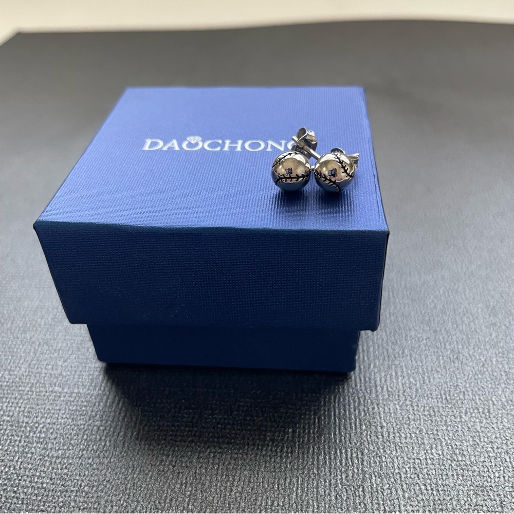 Daochong - 925 Sterling Silver Baseball or Softball Stud Earrings - New in Box! - Picture 3 of 6